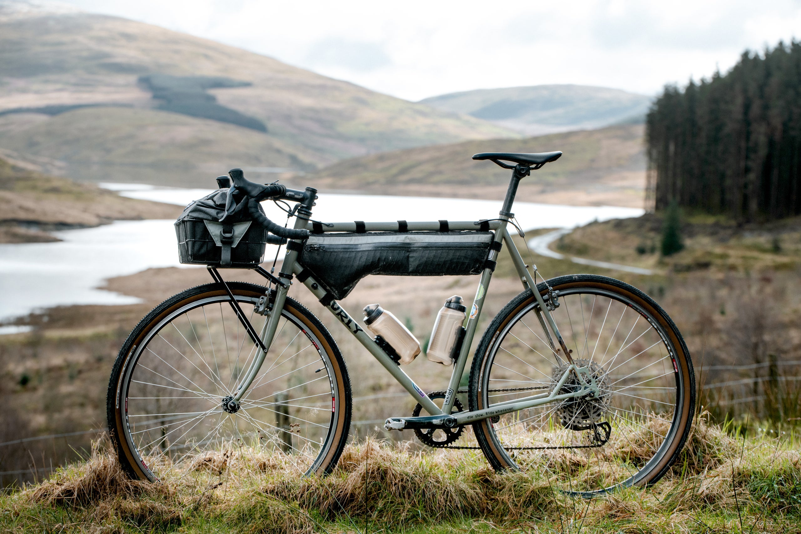 Basket packing bike discount